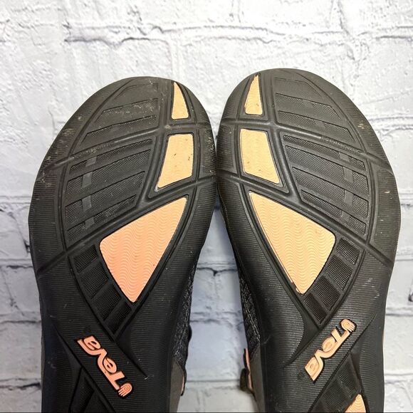 Teva Mary Jane Niyama Flats Sz 6 - Picture 8 of 11